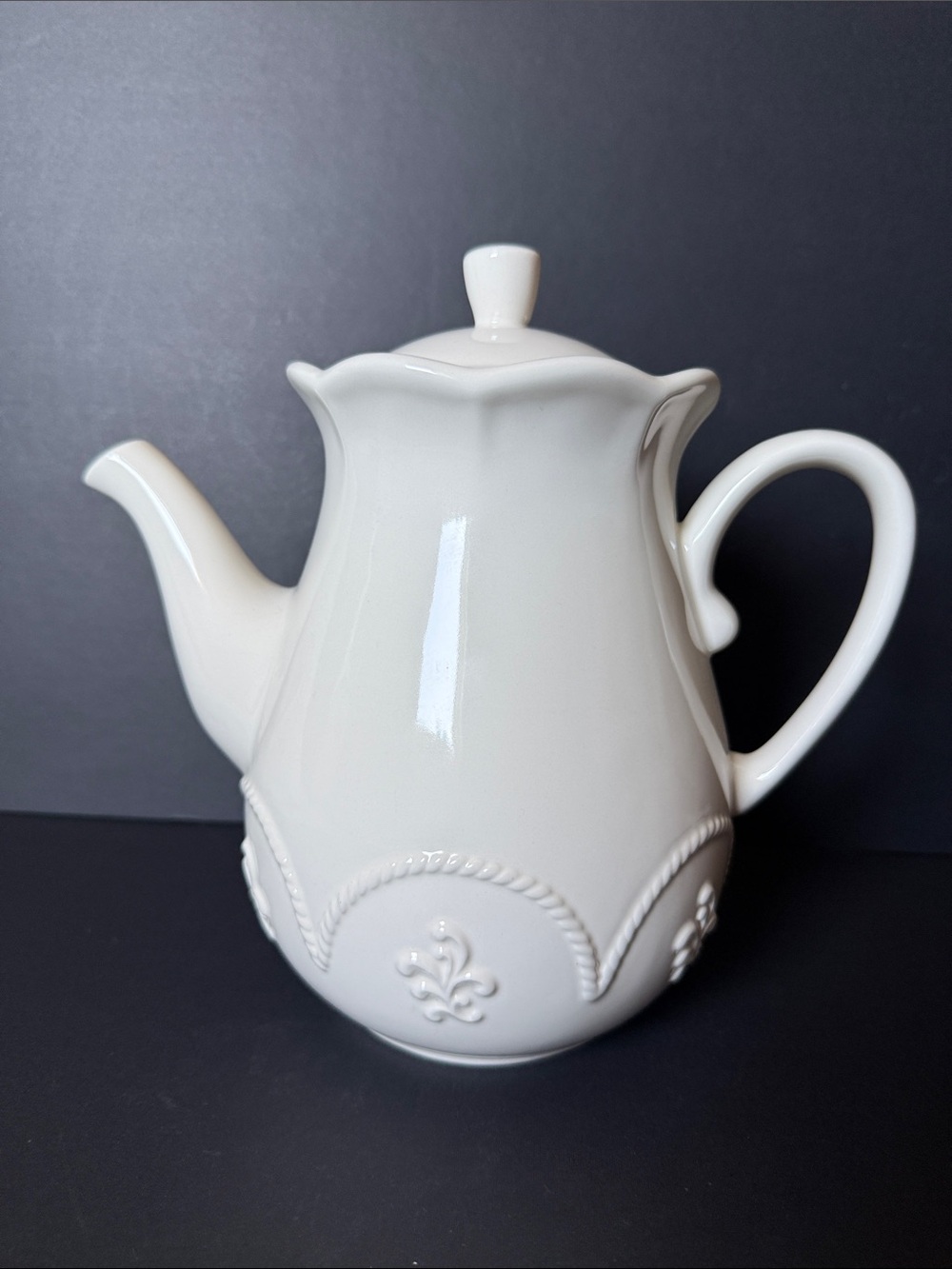 Princess House White Ceramic Coffee/Tea Pot